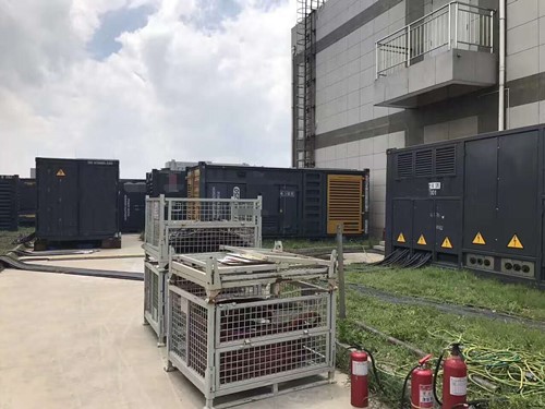 和政除了定期检查，还有哪些方法可以及时发现接触式转速表探头的磨损？