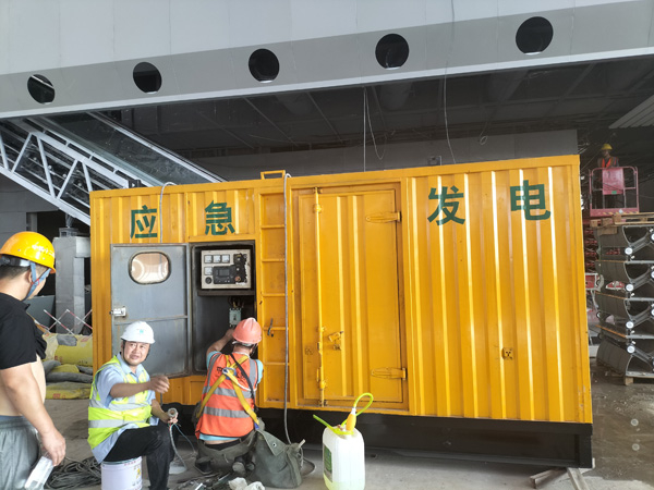 和政怎样判断空气滤清器是否需要更换？
